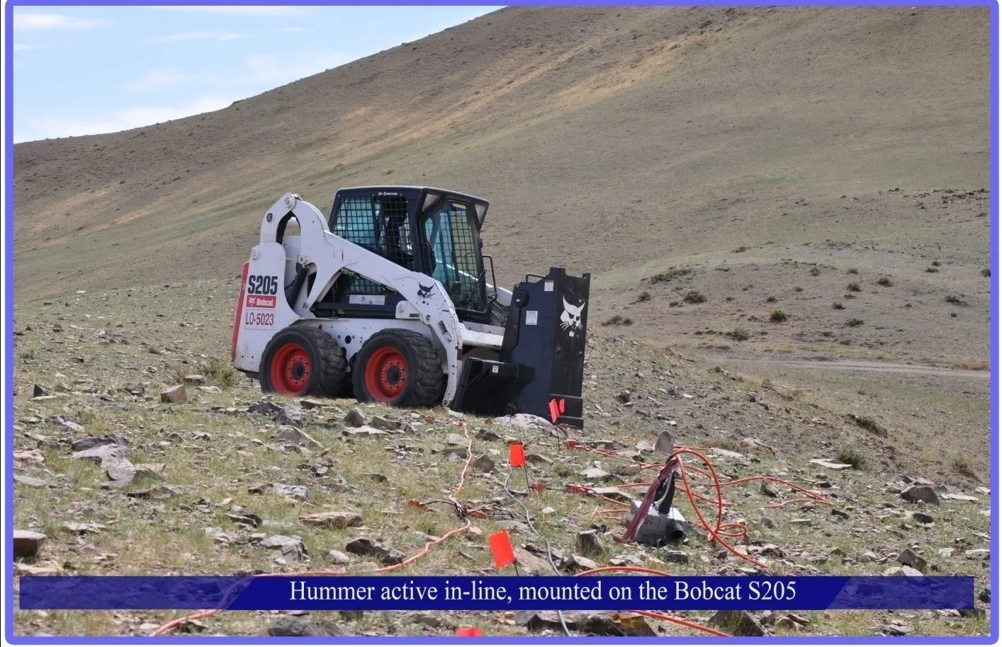 Bobcat S205 дээр суурилуулсан унагаадаг алх